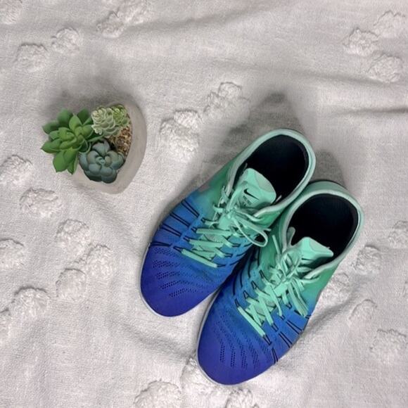 Nike Women's Free Tr 6 Spectrum Fitness Shoes Size 9.5 - Picture 4 of 10
